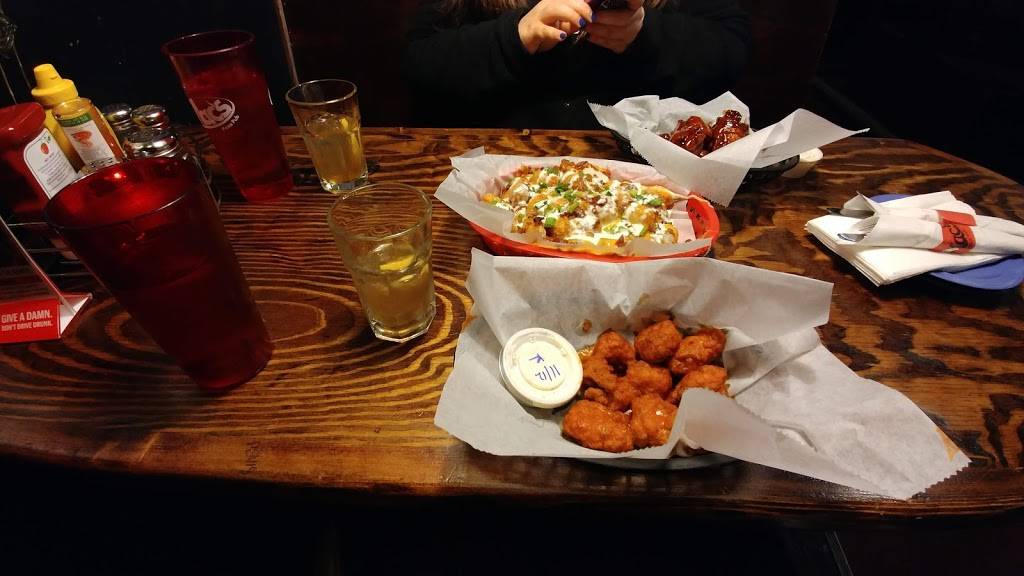 Macs Pizza Pub | restaurant | 205 W McMillan St, Cincinnati, OH 45219, USA | 5132416227 OR +1 513-241-6227