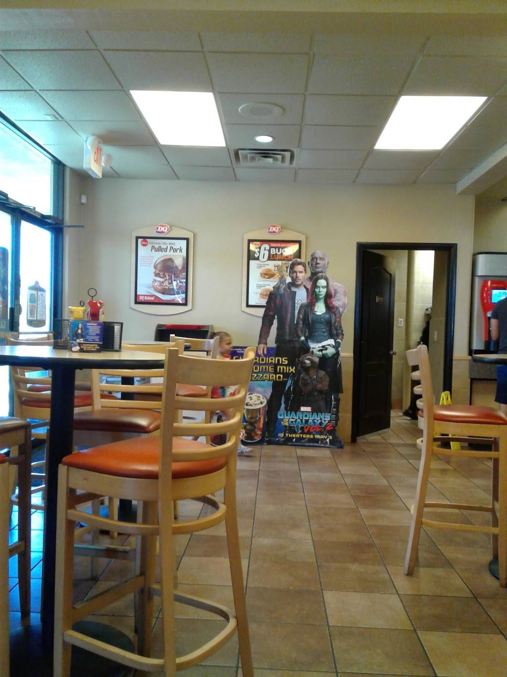 Dairy Queen Grill & Chill | restaurant | 10799 Grand Ave, Sun City, AZ 85351, USA | 6239773303 OR +1 623-977-3303