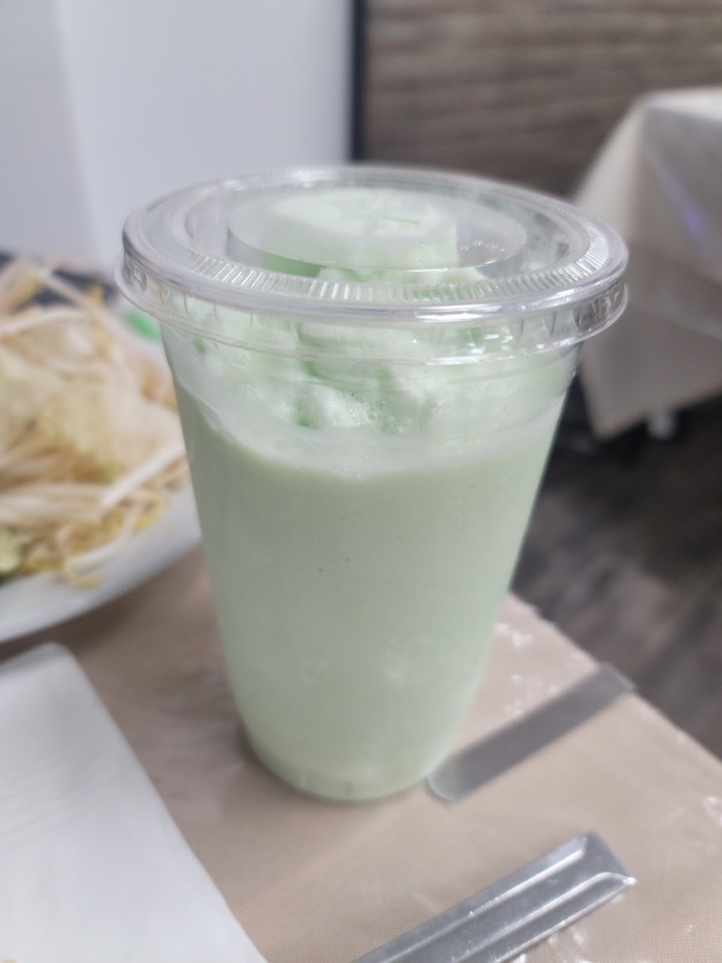 Huong Que Vietnamese Restaurant | restaurant | 272 Adams St, Dorchester, MA 02122, USA | 6172887939 OR +1 617-288-7939