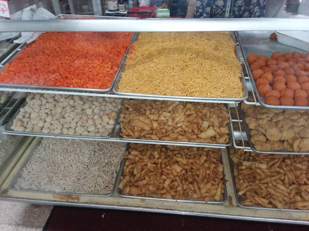 Indian Sweets Food & Spices-Gurbani Radio-Lycamobile-Unlimited C | restaurant | 2600 Mitchell Rd, Ceres, CA 95307, USA | 2095374400 OR +1 209-537-4400