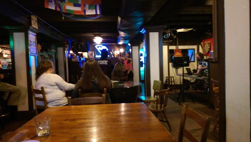 Highlander A British Pub | restaurant | 133B Georgia Ave, North Augusta, SC 29841, USA | 8032782796 OR +1 803-278-2796