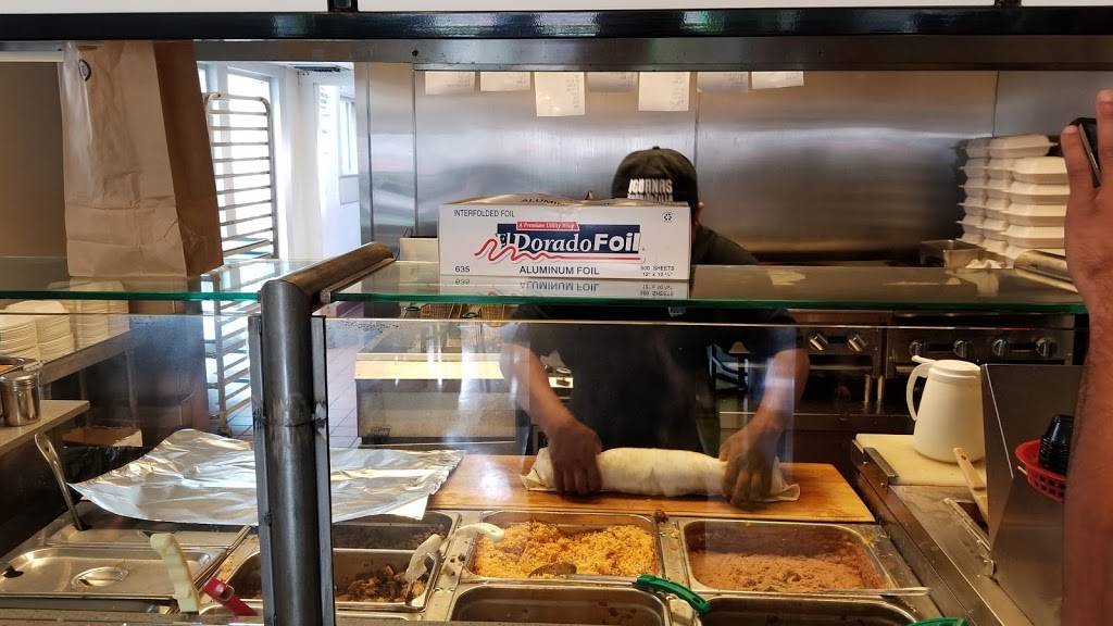 Iguanas Home Of The Burritozilla | restaurant | 330 S 3rd St A, San Jose, CA 95112, USA | 6692550600 OR +1 669-255-0600