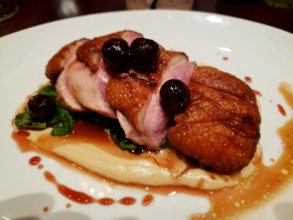 City Cellar Wine Bar & Grill | restaurant | 1080 Corporate Dr, Westbury, NY 11590, USA | 5166935400 OR +1 516-693-5400