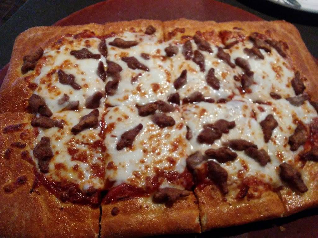 Pizza Hut | restaurant | 66 S 3rd St, Oxford, PA 19363, USA | 6109322480 OR +1 610-932-2480