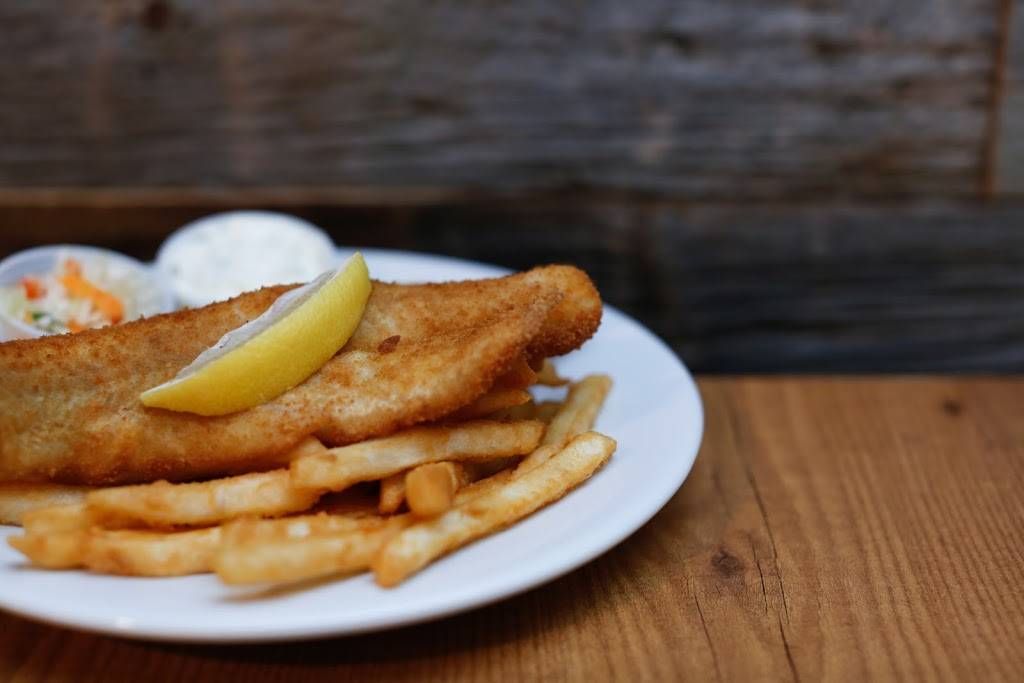 Fisherville Hotel & Tavern | restaurant | 2 Erie Ave S, Fisherville, ON N0A 1G0, Canada | 9057793433 OR +1 905-779-3433