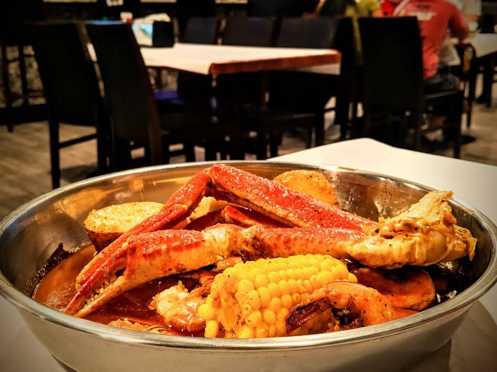 The krab hut | restaurant | 5100 S Cleveland Ave #401, Fort Myers, FL 33907, USA | 2392705769 OR +1 239-270-5769