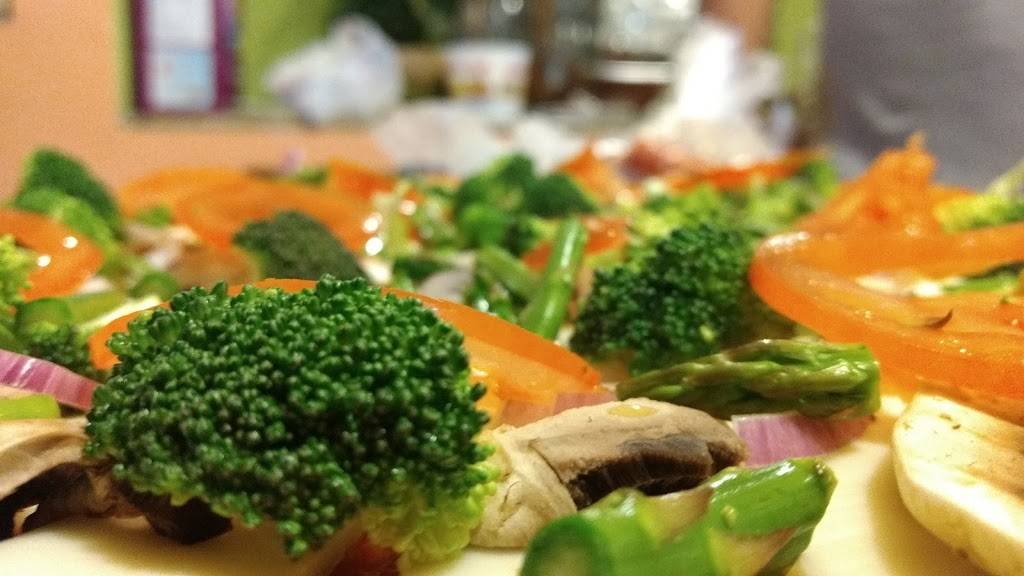 R&S pizza | restaurant | Comisionistas 7402, Pedregalde Sta Julia, 22604 Tijuana, B.C., Mexico | 016646876225 OR +52 664 687 6225