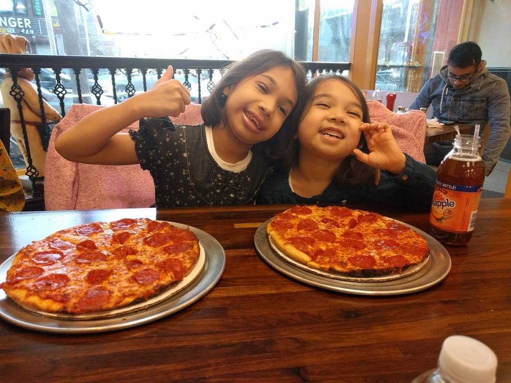 Elmhurst Famous Pizza | meal delivery | 8307 Broadway, Queens, NY 11373, USA | 7182713000 OR +1 718-271-3000