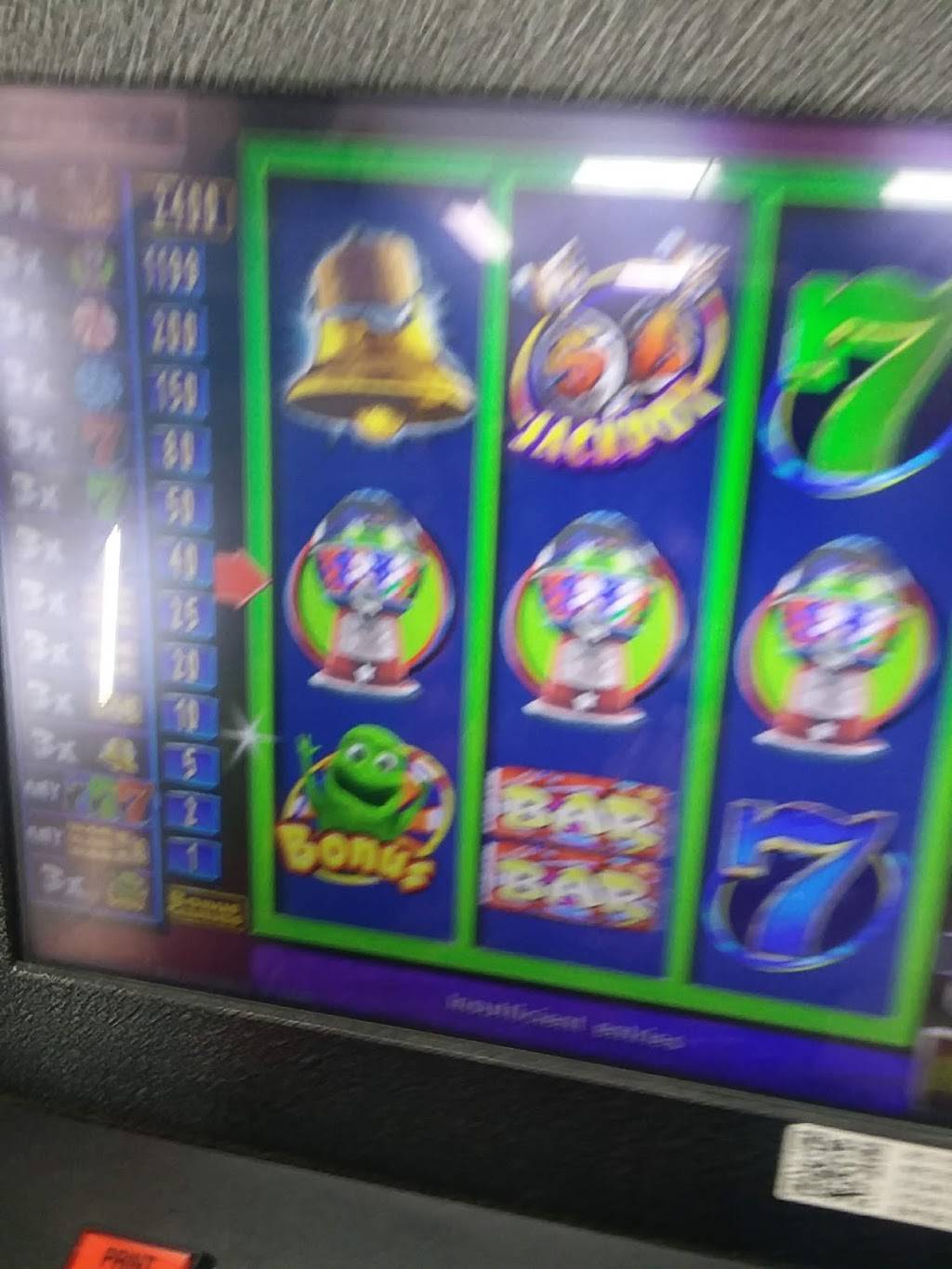 Uptown Wings & Grill | restaurant | 1409 S Elm-Eugene St, Greensboro, NC 27406, USA | 3362741231 OR +1 336-274-1231