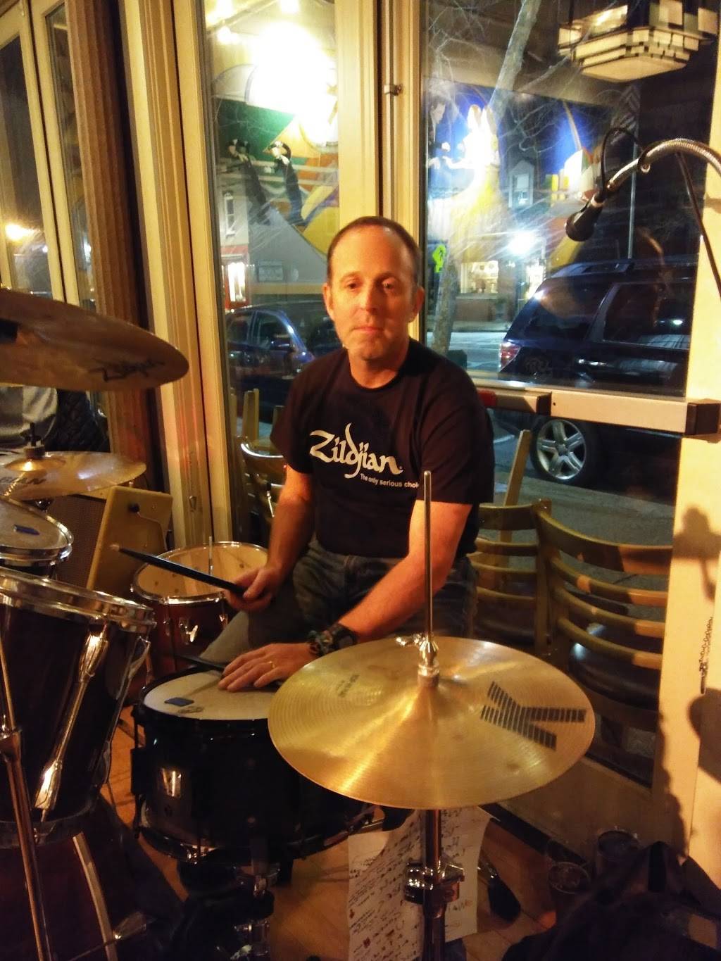 Ricks Cafe | restaurant | 86 N Main St, Chagrin Falls, OH 44022, USA | 4402477666 OR +1 440-247-7666