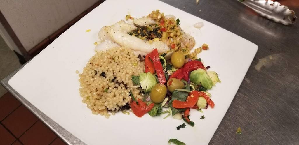 Sparkies Kitchen & Bar | restaurant | 2868 E Highland Rd, Highland Charter Twp, MI 48356, USA | 2488872610 OR +1 248-887-2610