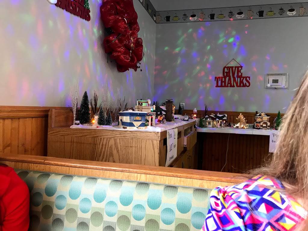 Tonys Fashion Square | restaurant | 4880 Fashion Square Blvd, Saginaw, MI 48604, USA | 9892498669 OR +1 989-249-8669