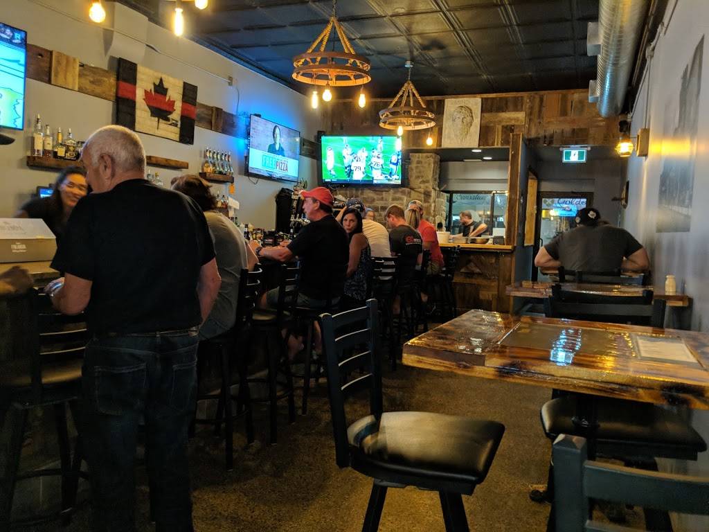 Woodcraft Pizza & Bar | restaurant | 47 Talbot St N, Essex, ON N8M 1A3, Canada | 5199619321 OR +1 519-961-9321