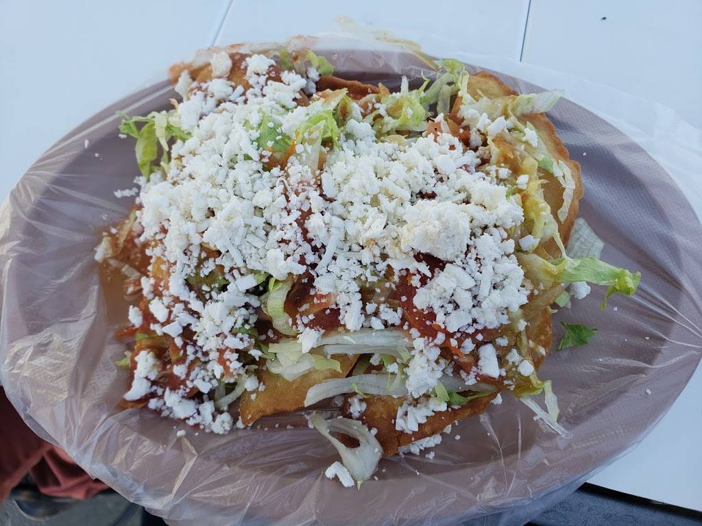 Quesadillas Fritas Y Antojitos Mexicanos "VERO" | restaurant | Real de Chiluca 7969-24, Real de San Francisco, Francisco Villa 2da Secc, Tijuana, B.C., Mexico | 016641029484 OR +52 664 102 9484