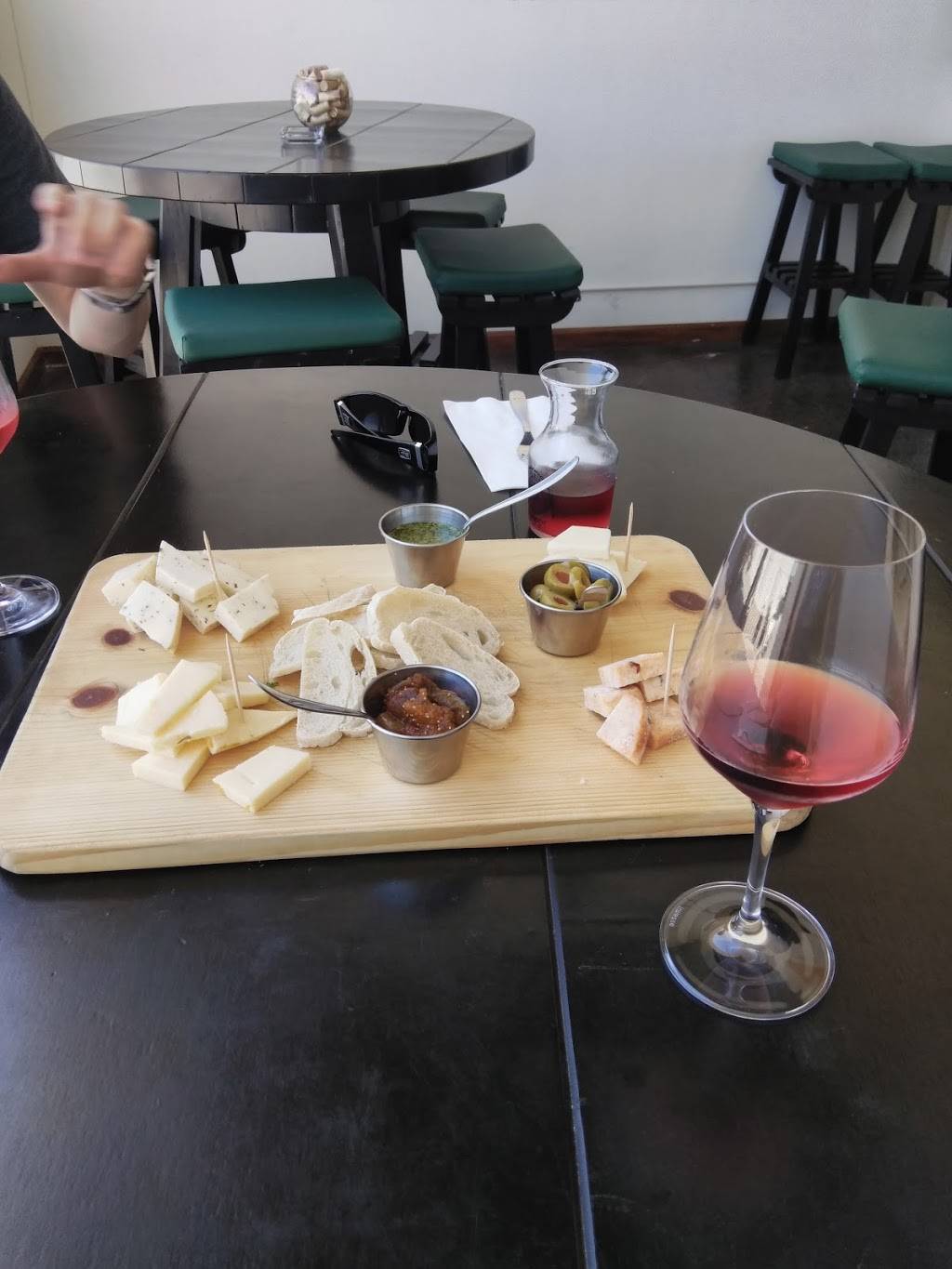 Dvarios Tasting Room | restaurant | El Sauzal, 22760 El Sauzal, Baja California, Mexico | 016461758698 OR +52 646 175 8698