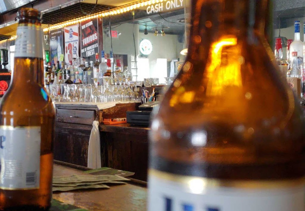 Teds Bar | restaurant | 1084 Larpenteur Ave W, St Paul, MN 55113, USA | 6514885773 OR +1 651-488-5773