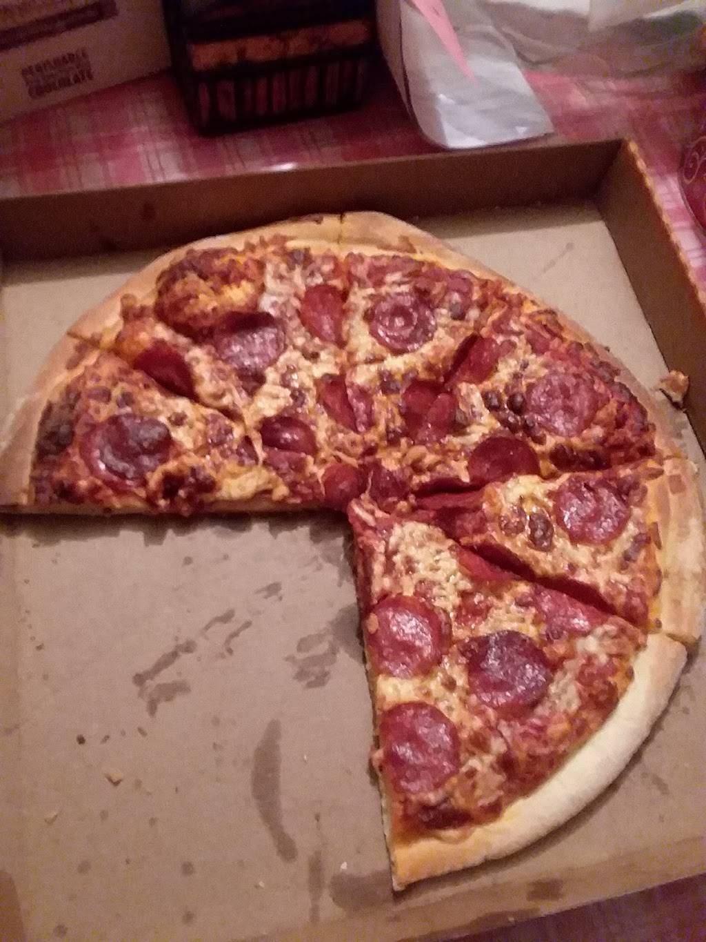 Little Caesars Pizza | meal takeaway | 885 E, Manning Ave, Parlier, CA 93648, USA | 5596461400 OR +1 559-646-1400