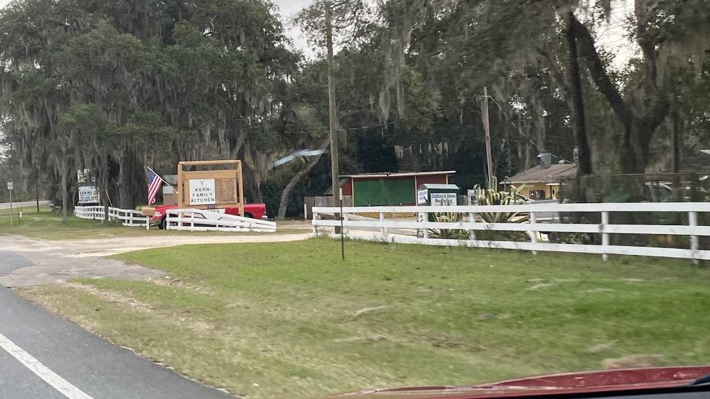 Kerns Family Kitchen | restaurant | 18976 FL-40, Silver Springs, FL 34488, USA | 3522894518 OR +1 352-289-4518