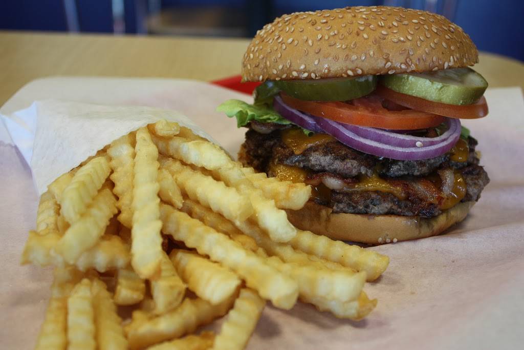 Johnnys Burgers & Dogs | restaurant | 3141 S McClintock Dr #13, Tempe, AZ 85282, USA | 4807553833 OR +1 480-755-3833