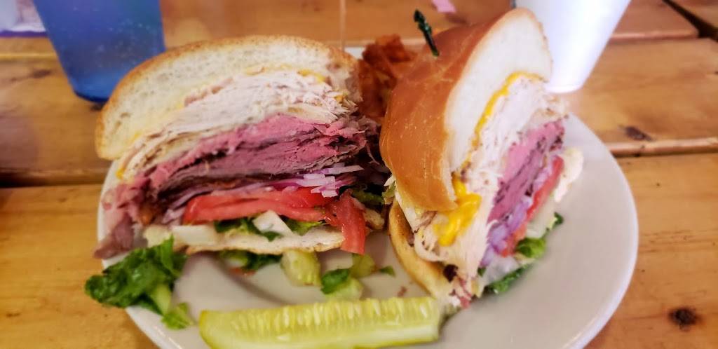 Hurricane Alley | restaurant | 529 E Ocean Ave, Boynton Beach, FL 33435, USA | 5613644008 OR +1 561-364-4008