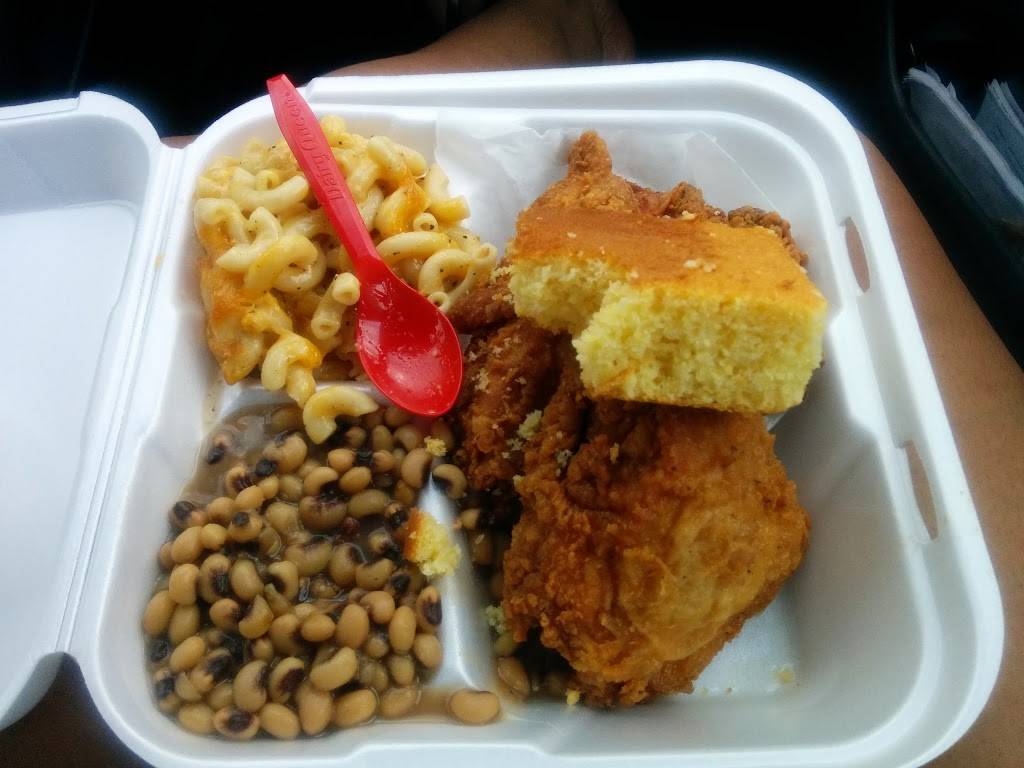 Walters Soul Food Cafe | restaurant | 394 Cleveland Ave SW, Atlanta, GA 30315, USA | 4047610001 OR +1 404-761-0001