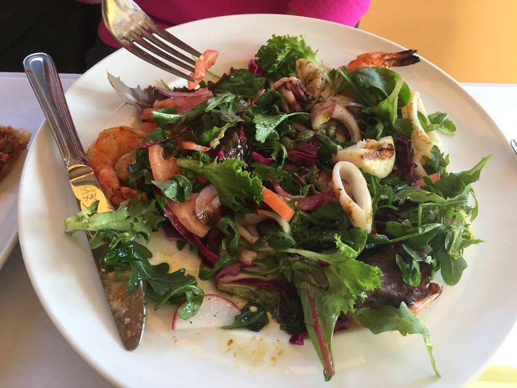 Cafe Istanbul | restaurant | 2014 W Division St, Chicago, IL 60622, USA | 7736619487 OR +1 773-661-9487