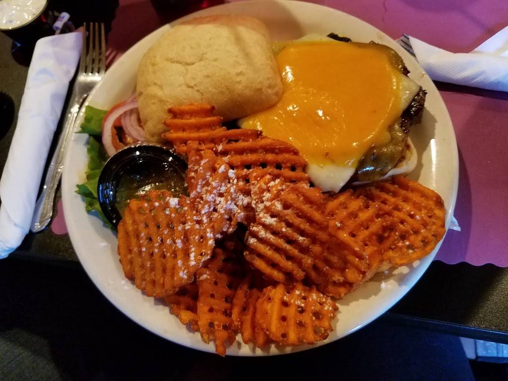 Kodiak Jacks | restaurant | 3481 Two Rod Rd, East Aurora, NY 14052, USA | 7166556310 OR +1 716-655-6310