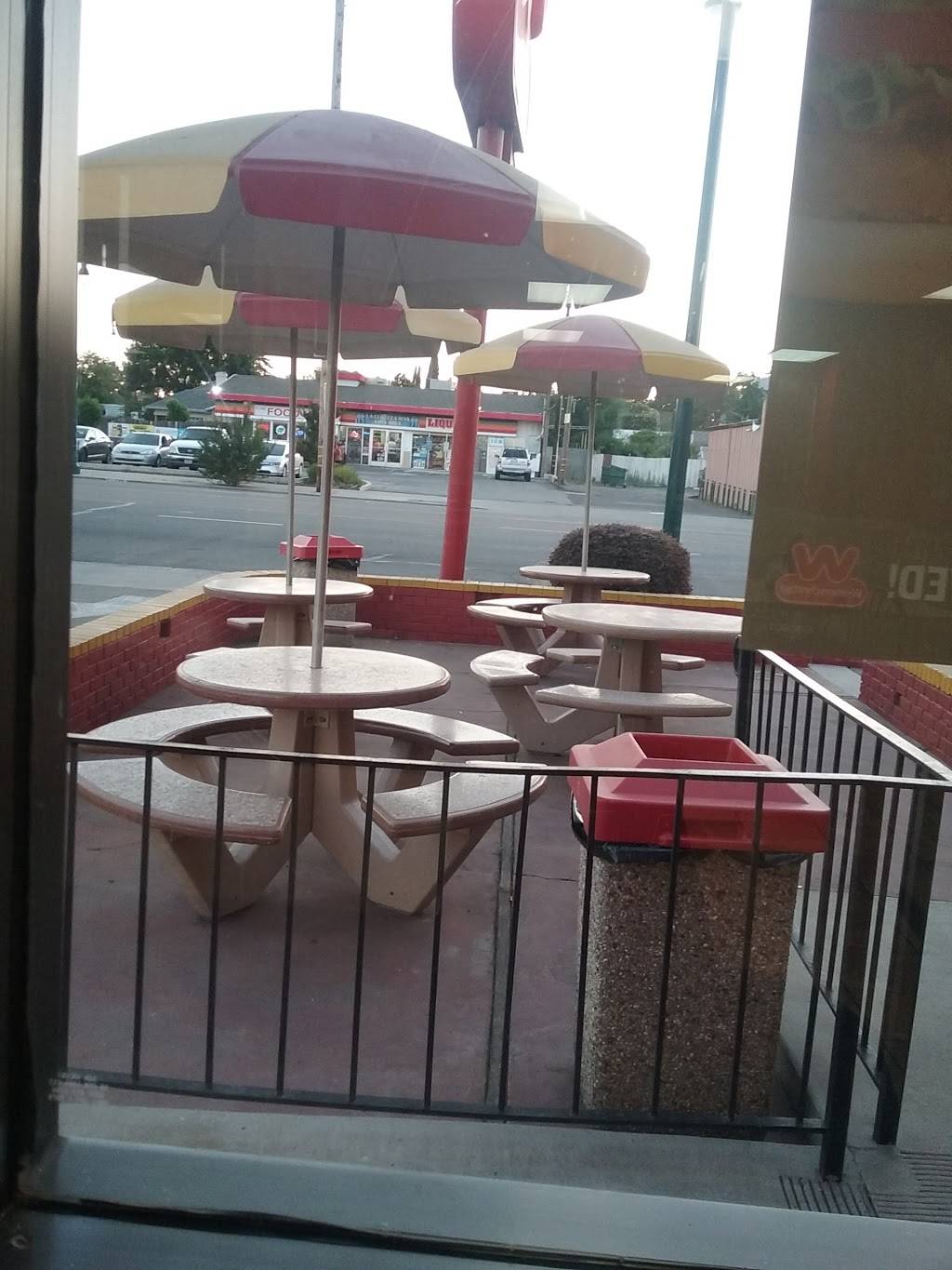 Wienerschnitzel | restaurant | 220 S Cherokee Ln, Lodi, CA 95240, USA | 2093662477 OR +1 209-366-2477