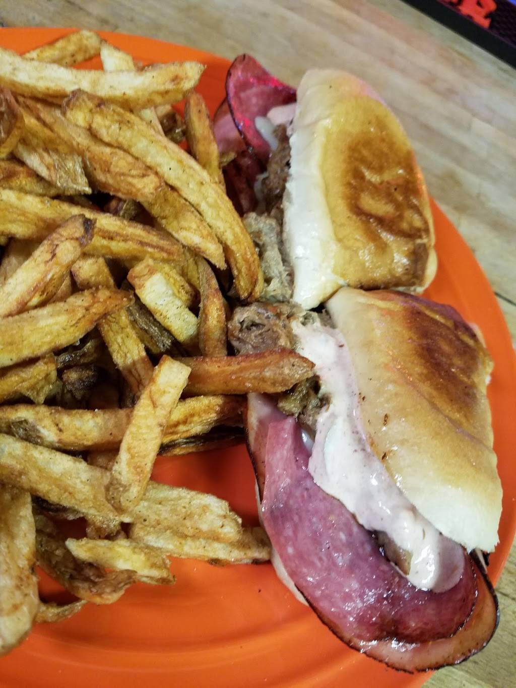 Hot Mamas Canteen | restaurant | 12 Military Rd, Buffalo, NY 14207, USA | 7167838222 OR +1 716-783-8222