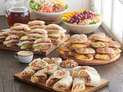 Farmer Boys | restaurant | 23190 Cajalco Rd, Perris, CA 92570, USA | 9513992661 OR +1 951-399-2661