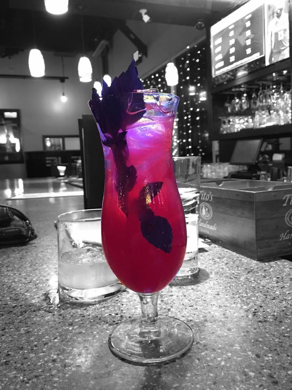 Blend Ultra Lounge | night club | 115 S School St #13, Lodi, CA 95240, USA | 2093342036 OR +1 209-334-2036