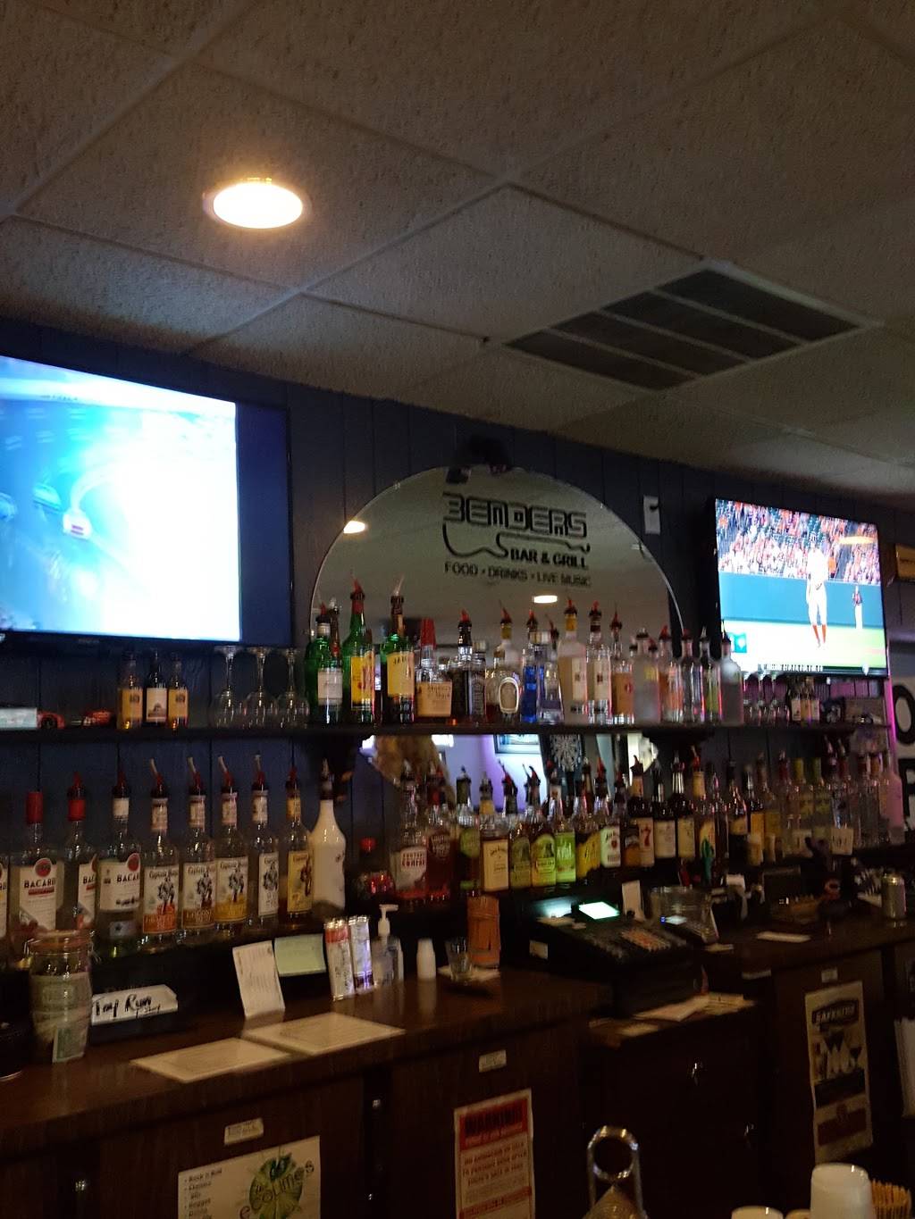 Benders Bar | restaurant | 409 E Northwater St, Silver Lake, WI 53170, USA | 2628855070 OR +1 262-885-5070