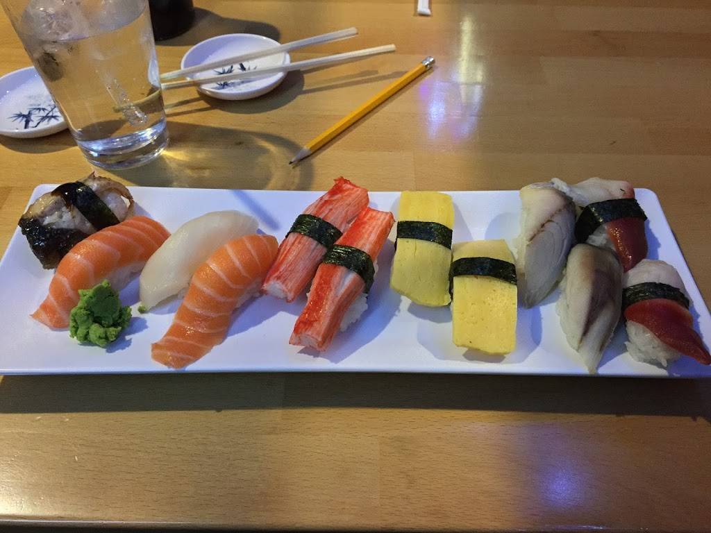 Sushi Grove | restaurant | 154 McHenry Rd, Buffalo Grove, IL 60089, USA | 8475209988 OR +1 847-520-9988