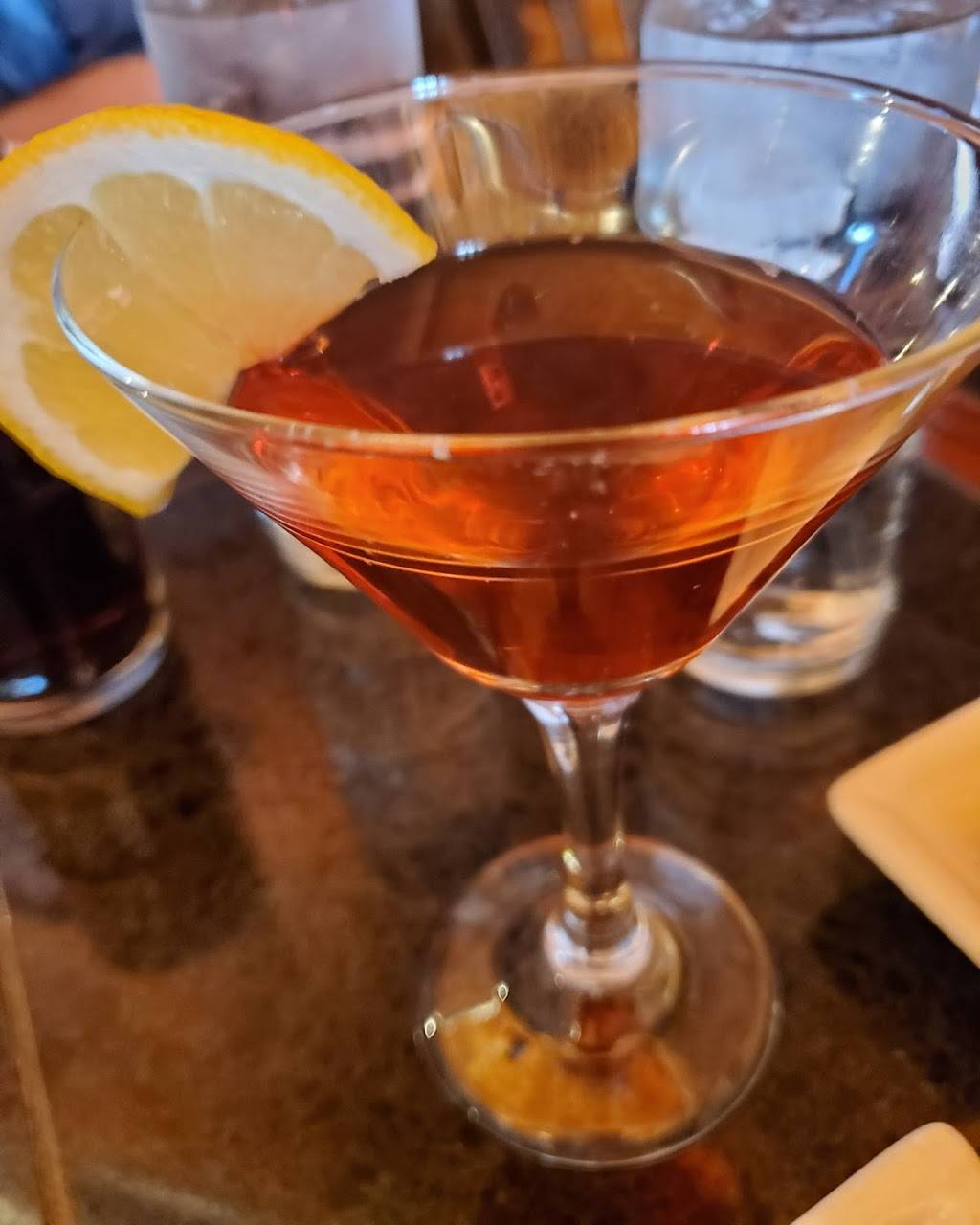 Kumas Asian Bistro | restaurant | 420 E State St, Rockford, IL 61104, USA | 8154901000 OR +1 815-490-1000