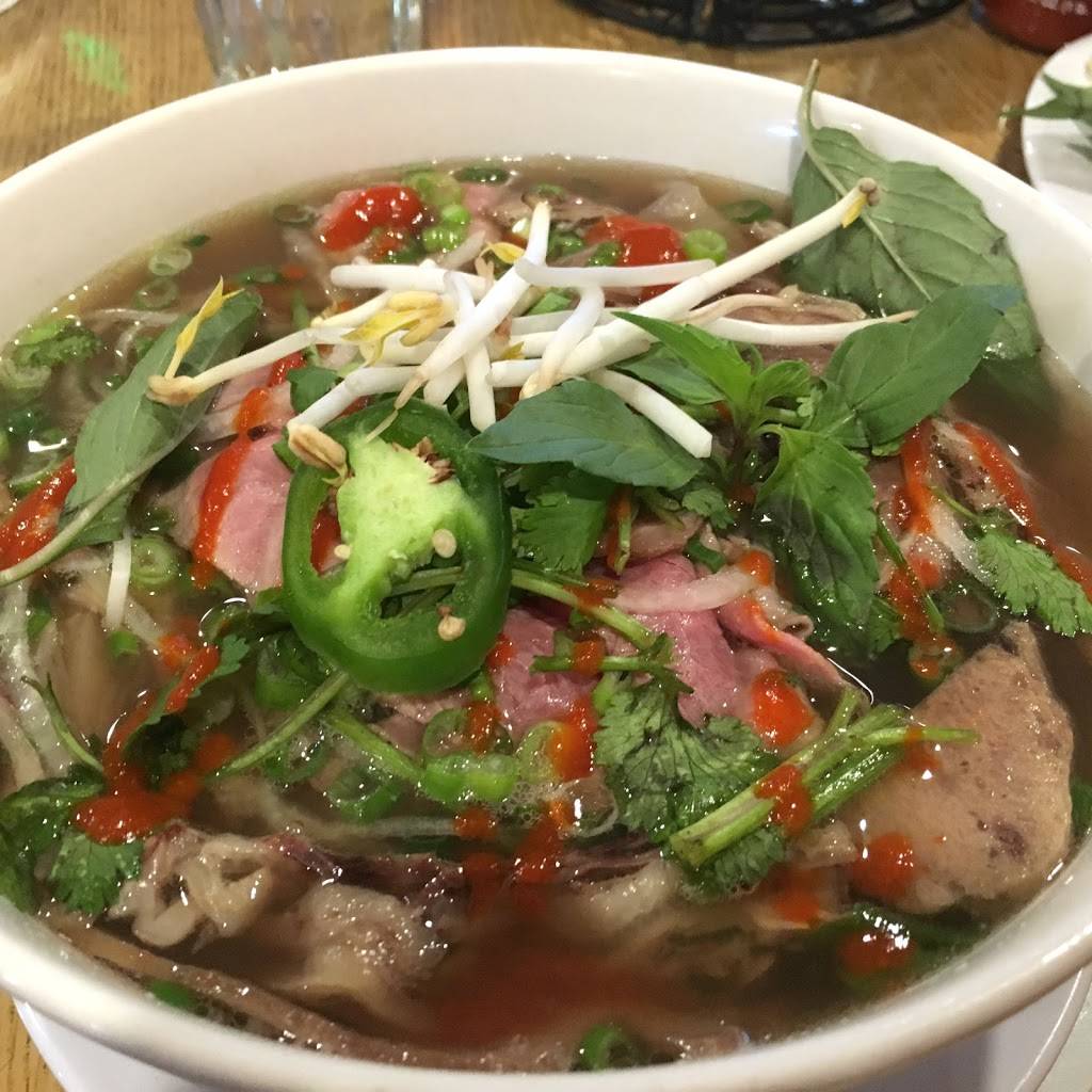 Pho CT Vietnamese Restaurant | restaurant | 8366 Topanga Canyon Blvd, Canoga Park, CA 91304, USA | 8188889746 OR +1 818-888-9746