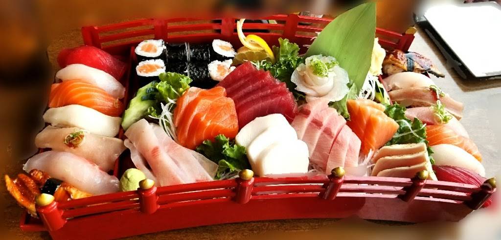 Sushi Cruise | restaurant | 725 River Rd #51, Edgewater, NJ 07020, USA | 2013133611 OR +1 201-313-3611