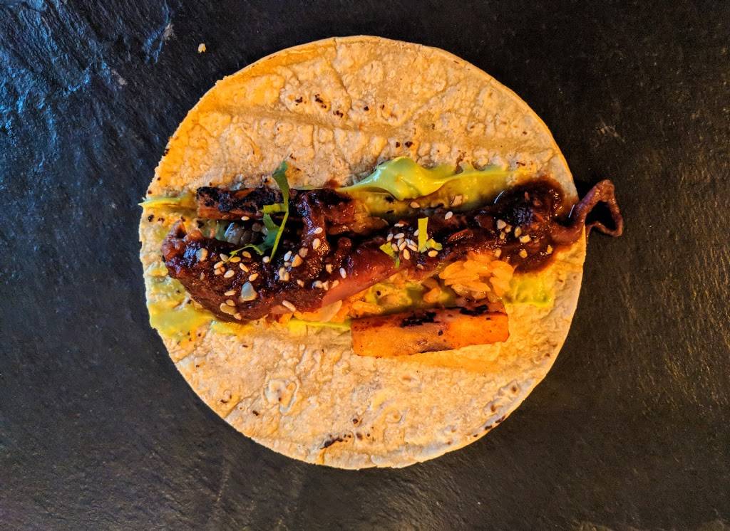 EL ideas | restaurant | 2419 W 14th St, Chicago, IL 60608, USA | 3122268144 OR +1 312-226-8144