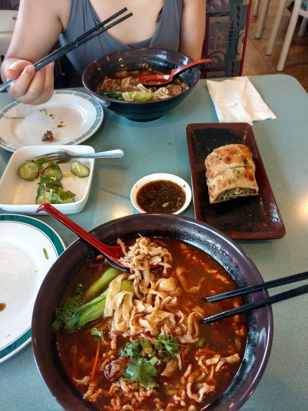 Yang’s Noodles | restaurant | 5860 Stockton Blvd, Sacramento, CA 95824, USA | 9163929988 OR +1 916-392-9988