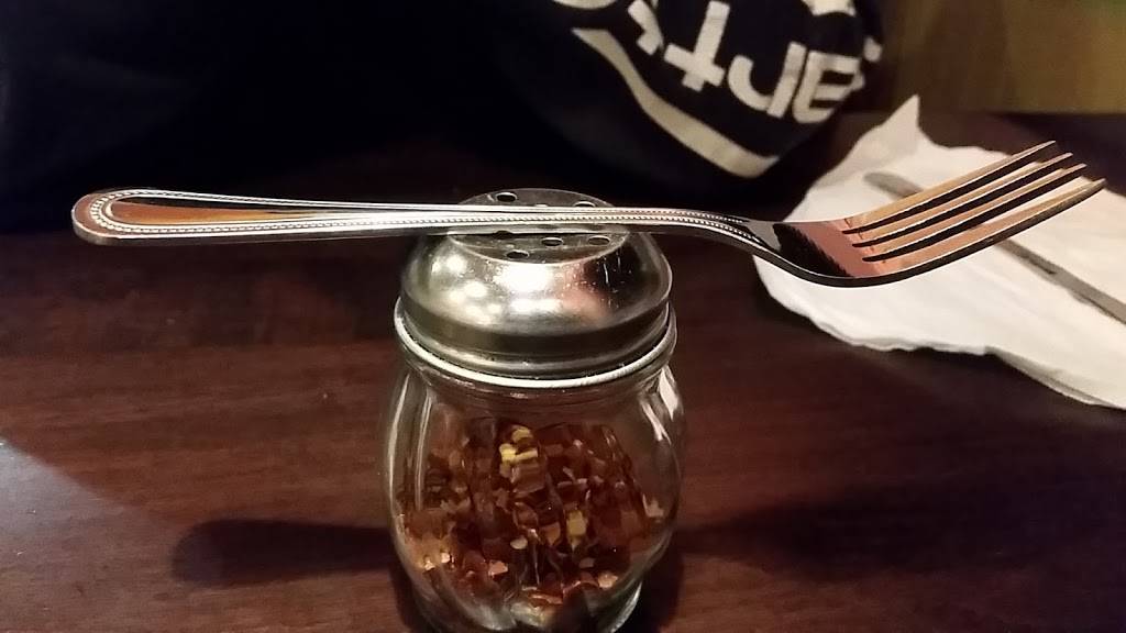 Vitos Lovingston | restaurant | 8181 Thomas Nelson Hwy, Lovingston, VA 22949, USA | 4342638688 OR +1 434-263-8688