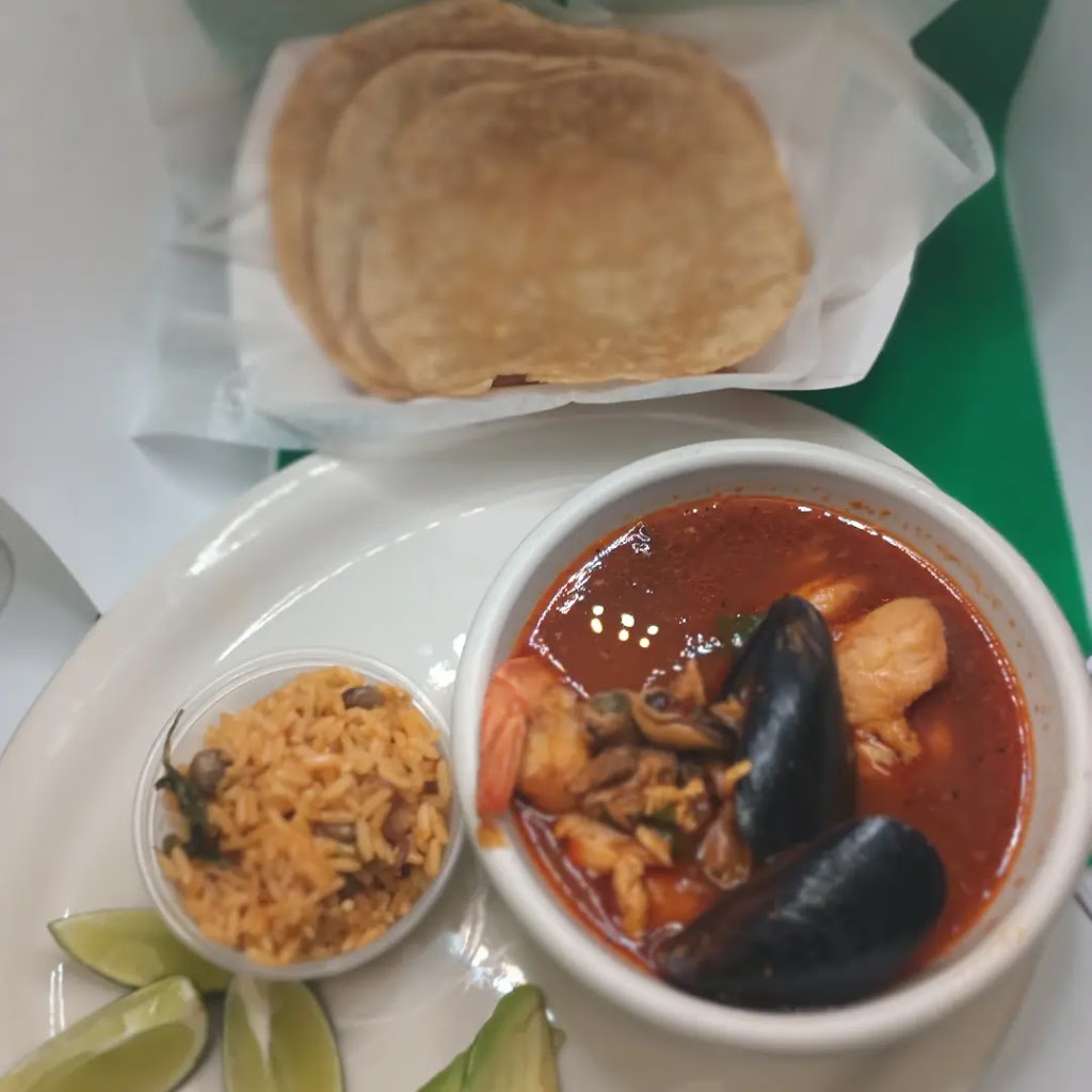 Qué bolà !cuban Café | restaurant | 5600 W Belmont Ave, Chicago, IL 60634, USA | 7737121217 OR +1 773-712-1217