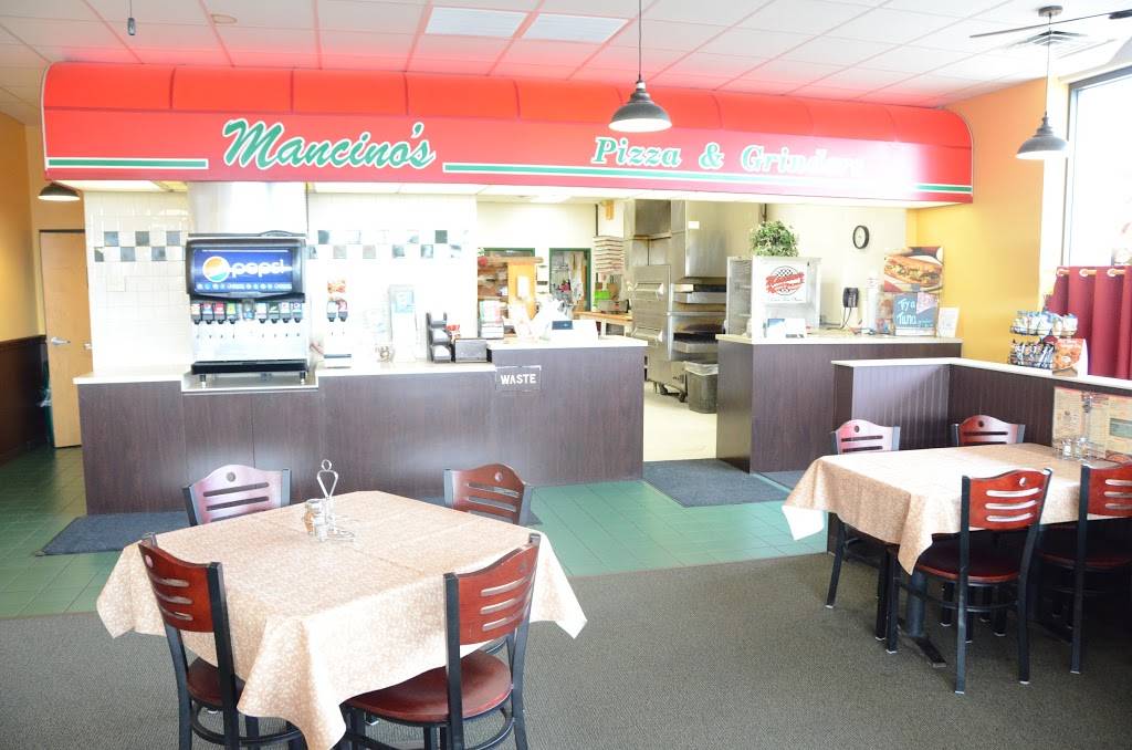 Mancinos Pizza & Grinders | restaurant | 1240 N Kinzie Ave, Bradley, IL 60915, USA | 8159369393 OR +1 815-936-9393