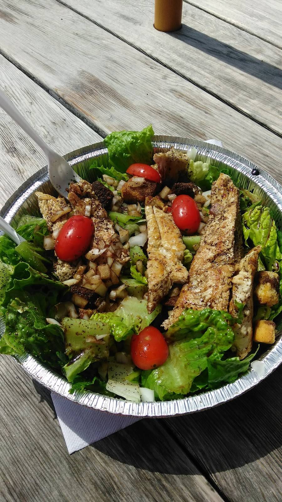 Sandpiper Restaurant | restaurant | 161 Cosey Beach Ave, East Haven, CT 06512, USA | 2034697544 OR +1 203-469-7544