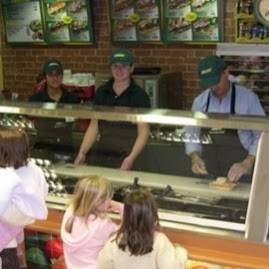 Subway | restaurant | 729 Sunrise Hwy, West Babylon, NY 11704, USA | 6314829919 OR +1 631-482-9919