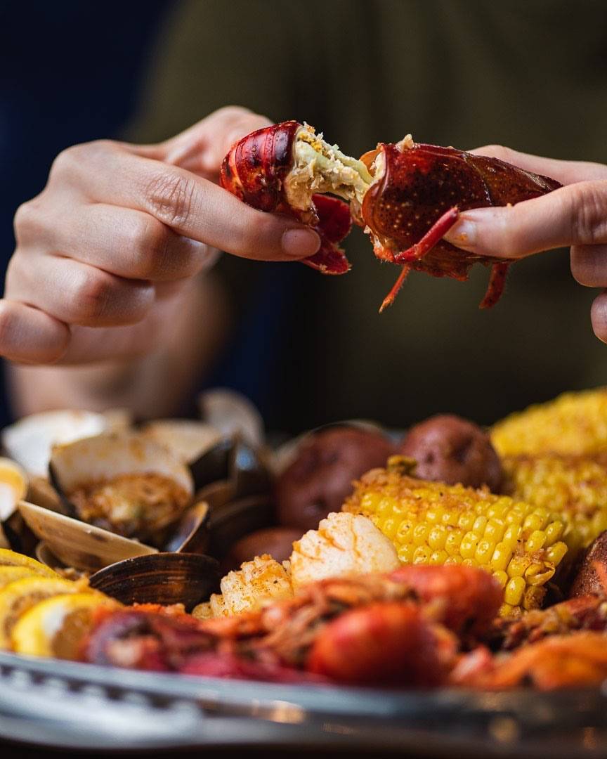 Million’s Crab Boiled Seafood | restaurant | 5601 US-41, Terre Haute, IN 47802, USA | 8122991191 OR +1 812-299-1191