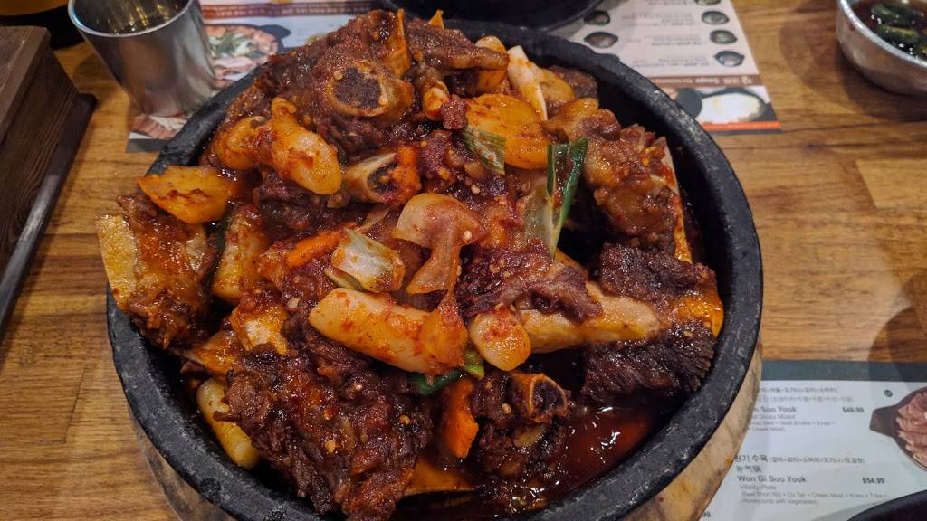 선농단설렁탕30수육 | restaurant | 18902 Gale Ave, Rowland Heights, CA 91748, USA | 6265812233 OR +1 626-581-2233