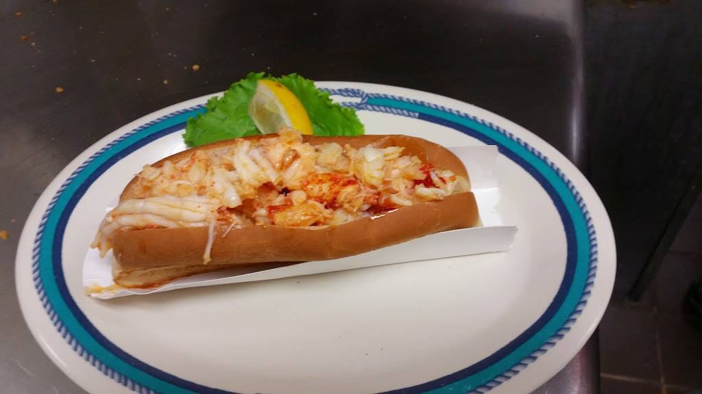 Supreme Seafood Restaurant | restaurant | 999 Foxon Rd, North Branford, CT 06471, USA | 2034842721 OR +1 203-484-2721