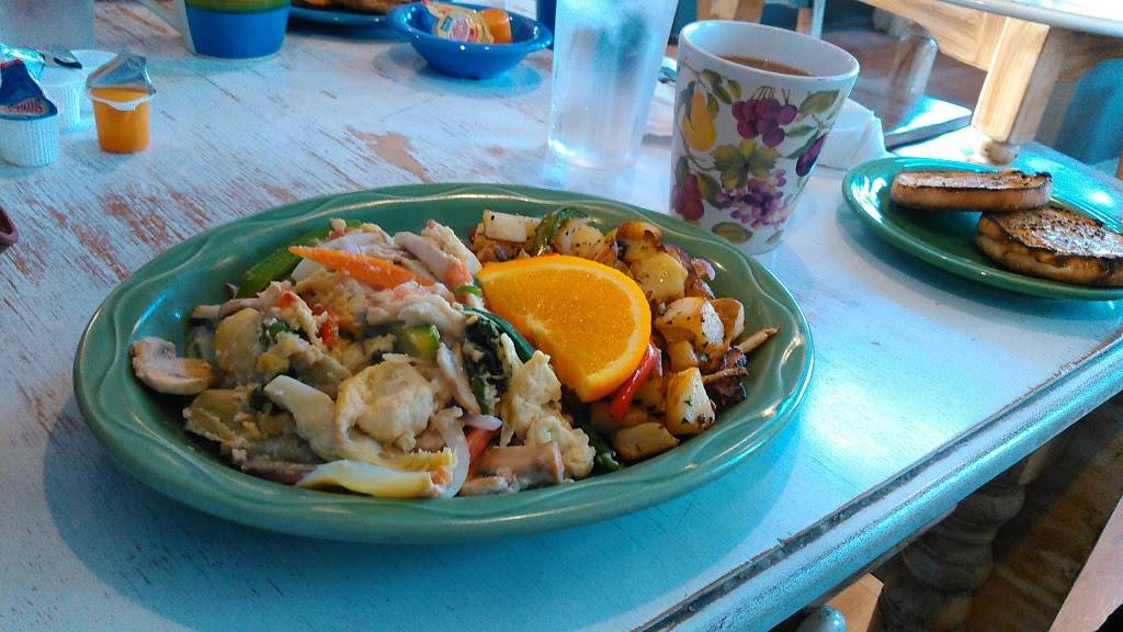 FlapJacks Breakfast & Grill | restaurant | 6881 Airline Hwy, Tres Pinos, CA 95075, USA | 8316285003 OR +1 831-628-5003