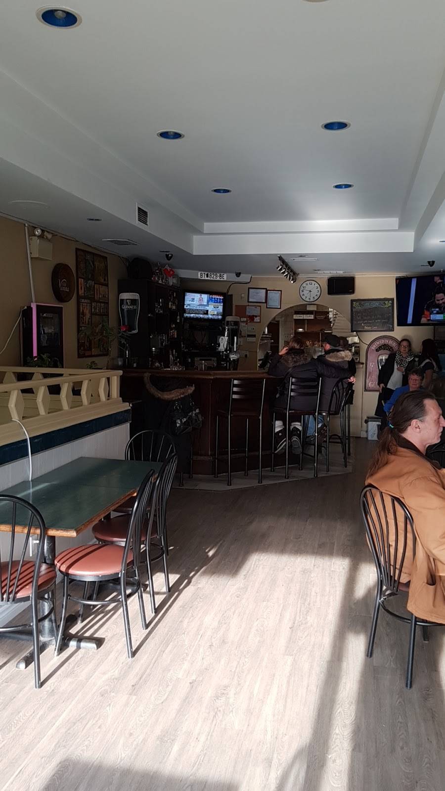 Dannys Family Restaurant & Bar | restaurant | 155 Morningside Ave, Scarborough, ON M1E 3C8, Canada | 4162841100 OR +1 416-284-1100