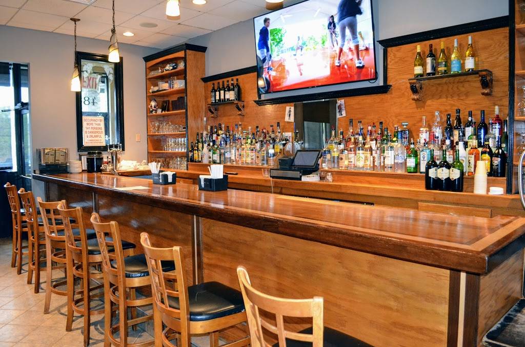 Nuccis | restaurant | 4842 Arthur Kill Rd, Staten Island, NY 10309, USA | 7189673600 OR +1 718-967-3600