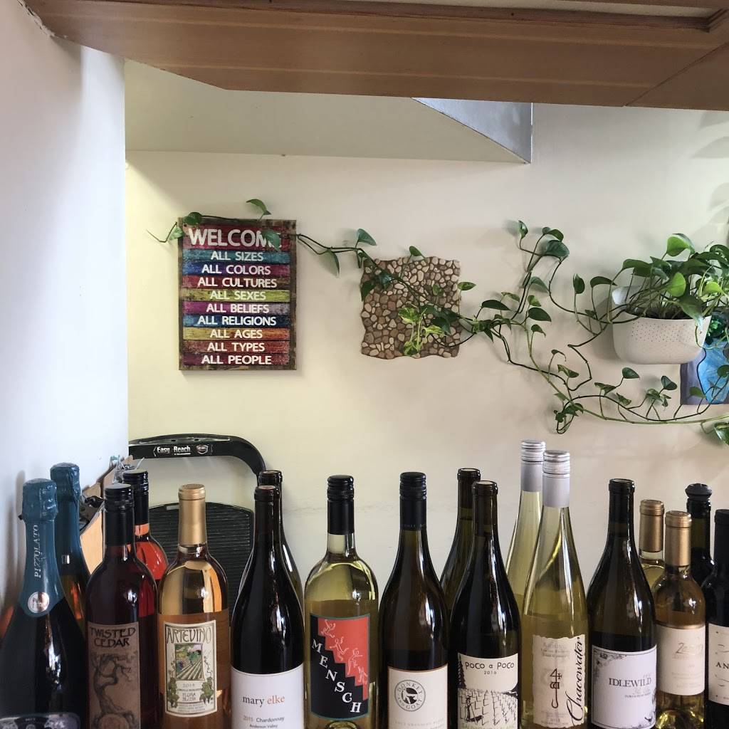 Sanctuary Bistro | restaurant | 1019 Camelia St, Berkeley, CA 94710, USA | 5105583381 OR +1 510-558-3381